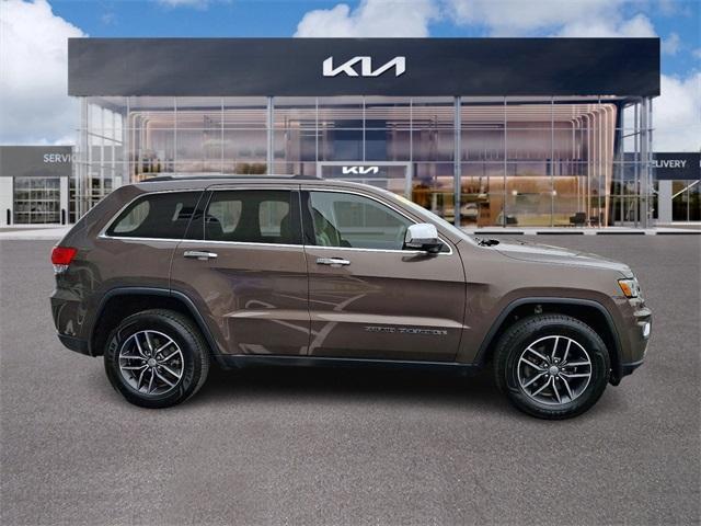 used 2018 Jeep Grand Cherokee car, priced at $22,500