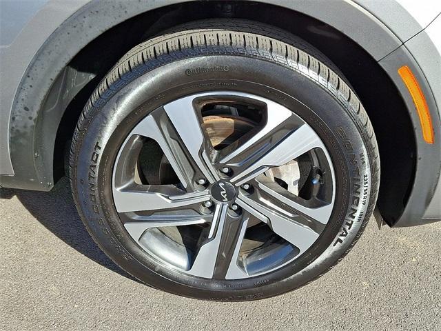 used 2023 Kia Sorento Hybrid car, priced at $32,752