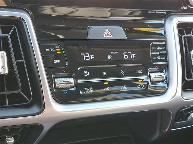 used 2023 Kia Sorento Hybrid car, priced at $32,752