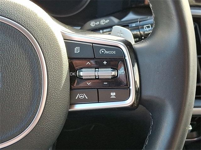 used 2023 Kia Sorento Hybrid car, priced at $32,752