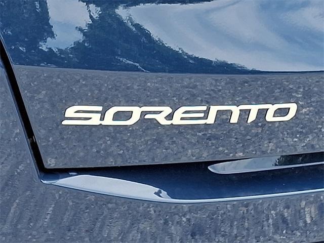 new 2025 Kia Sorento car, priced at $38,355