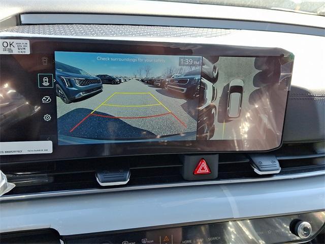 new 2025 Kia Carnival car, priced at $48,260