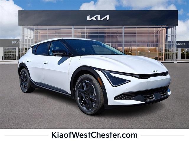 new 2025 Kia EV6 car, priced at $54,610