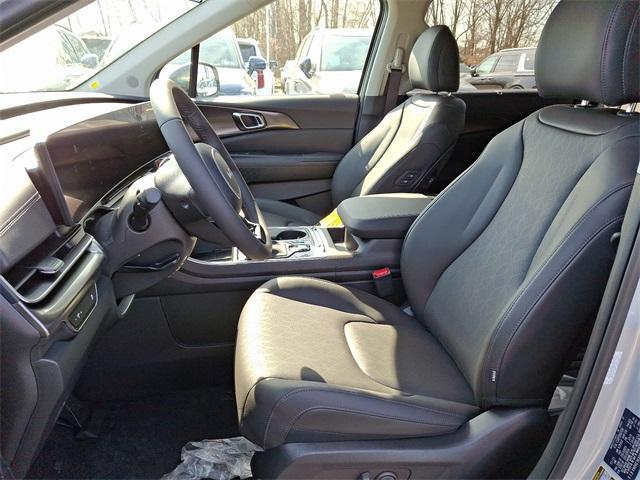 new 2025 Kia Carnival car, priced at $48,260