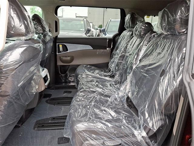 new 2026 Kia Carnival Hybrid car, priced at $44,890