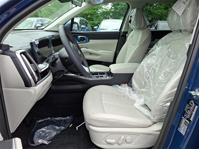 new 2025 Kia Sorento car, priced at $39,205