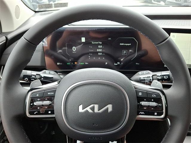 new 2025 Kia Carnival Hybrid car, priced at $50,630