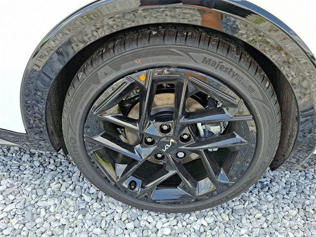 new 2025 Kia K4 car, priced at $32,330
