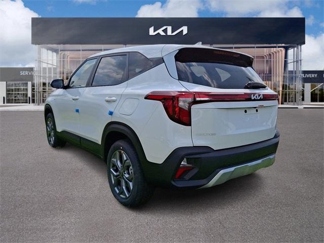 new 2025 Kia Seltos car, priced at $26,670