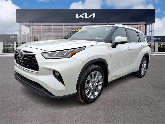 used 2020 Toyota Highlander car, priced at $34,000