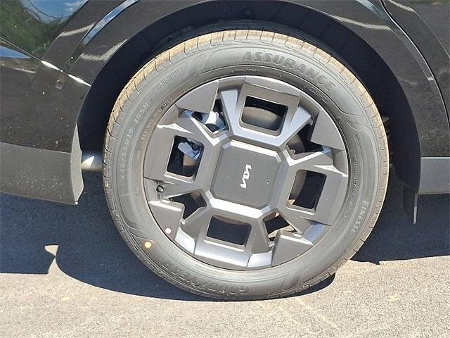 new 2026 Kia Carnival car, priced at $48,285