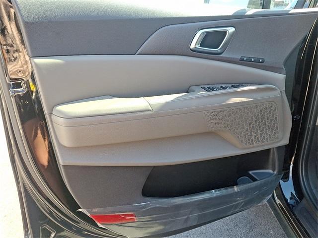 new 2026 Kia Carnival car, priced at $48,285