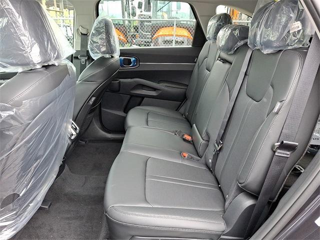 new 2025 Kia Sorento car, priced at $38,665
