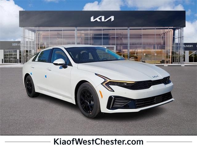 new 2025 Kia K5 car, priced at $28,825