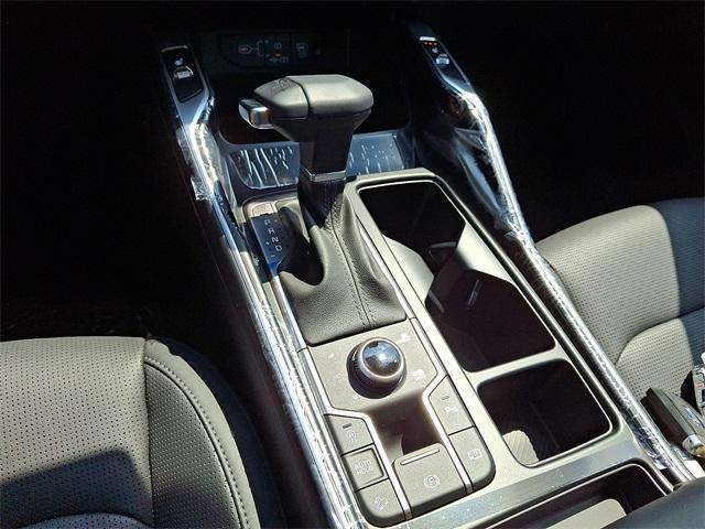 new 2025 Kia Sorento car, priced at $39,055