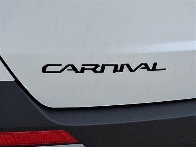 new 2025 Kia Carnival car, priced at $52,755