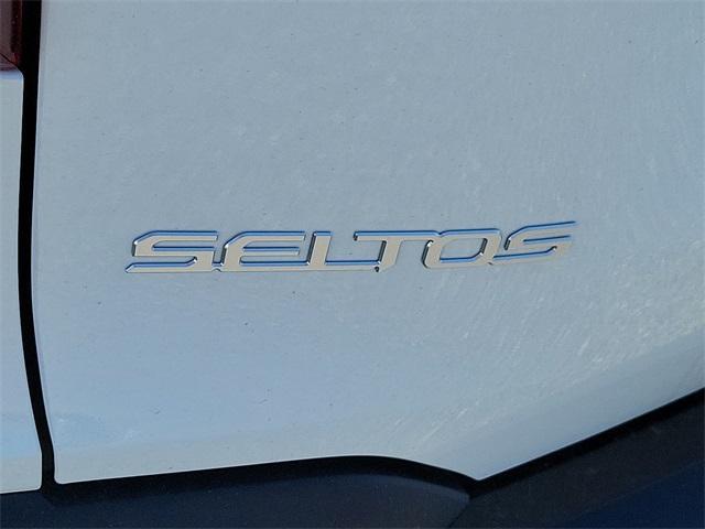 new 2024 Kia Seltos car, priced at $33,085