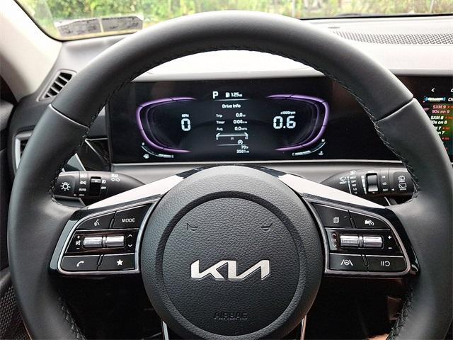 used 2025 Kia Seltos car, priced at $25,437
