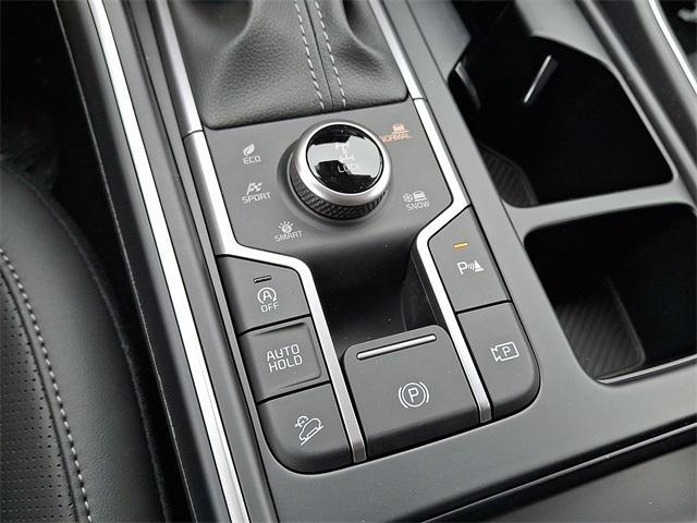 new 2025 Kia Sorento car, priced at $38,560