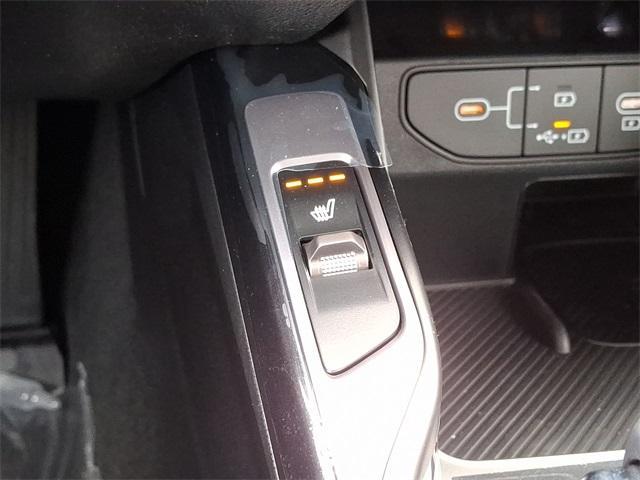 new 2025 Kia Sorento car, priced at $37,860