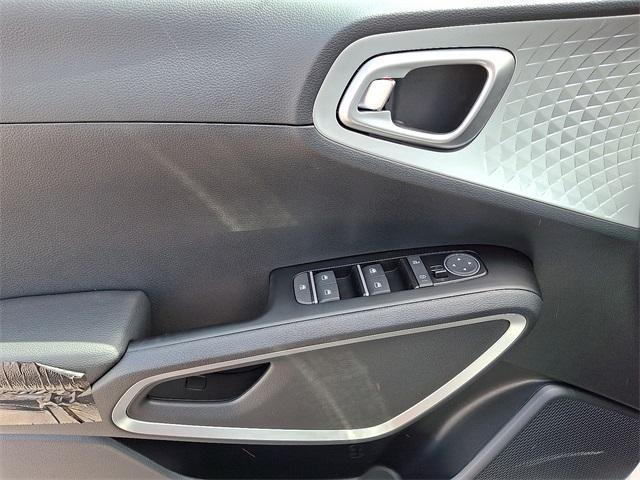 new 2025 Kia Soul car, priced at $22,905