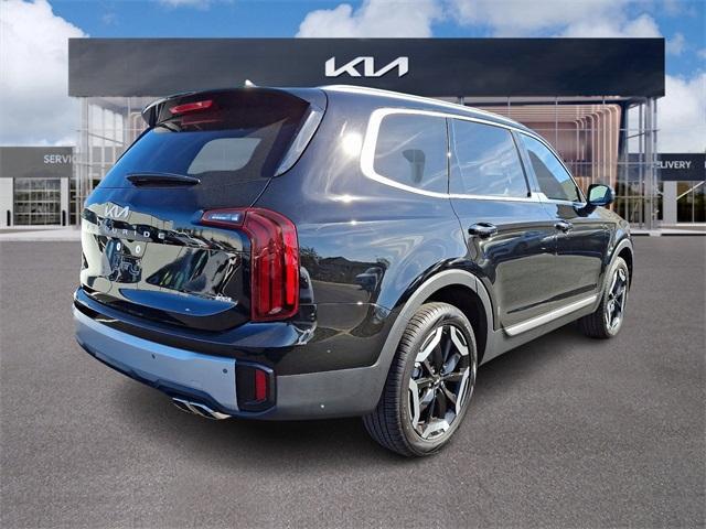 used 2024 Kia Telluride car, priced at $41,500