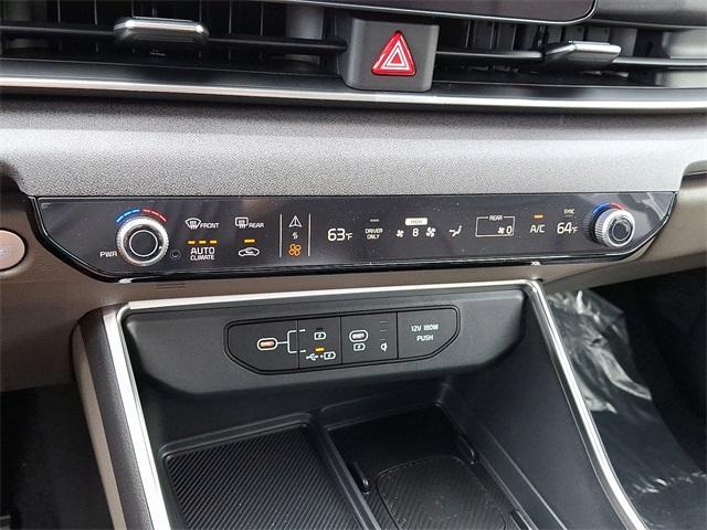 new 2026 Kia Carnival Hybrid car, priced at $45,590