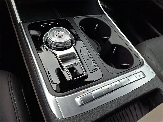 new 2026 Kia Carnival Hybrid car, priced at $45,590