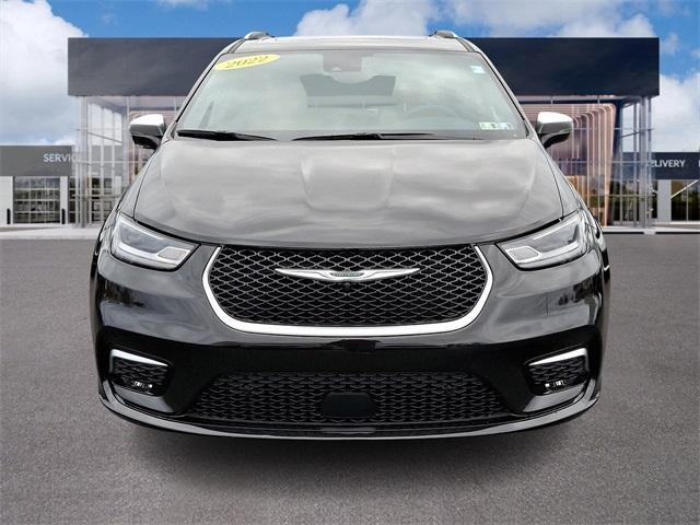 used 2022 Chrysler Pacifica Hybrid car, priced at $36,332