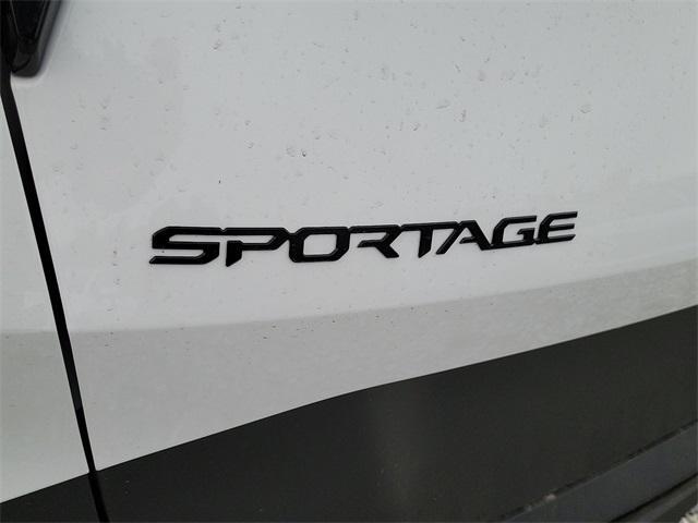 new 2025 Kia Sportage car, priced at $35,670