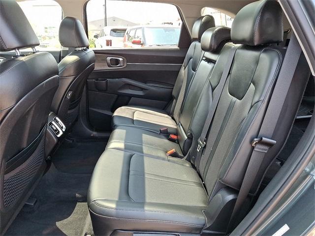 used 2022 Kia Sorento car, priced at $30,470