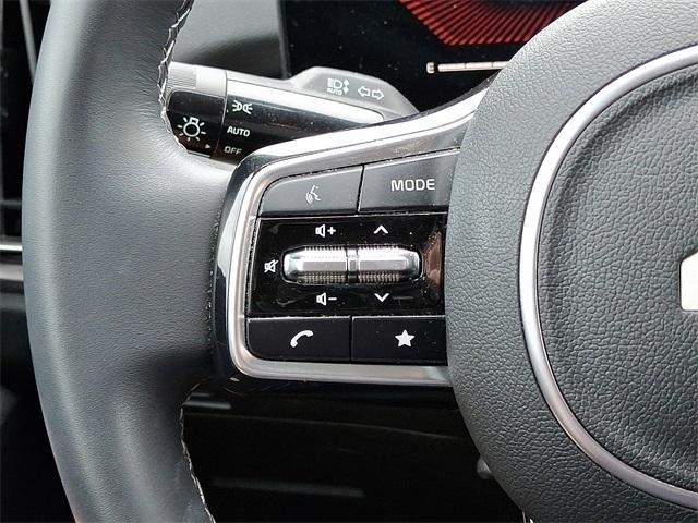 used 2025 Kia Sorento car, priced at $34,250