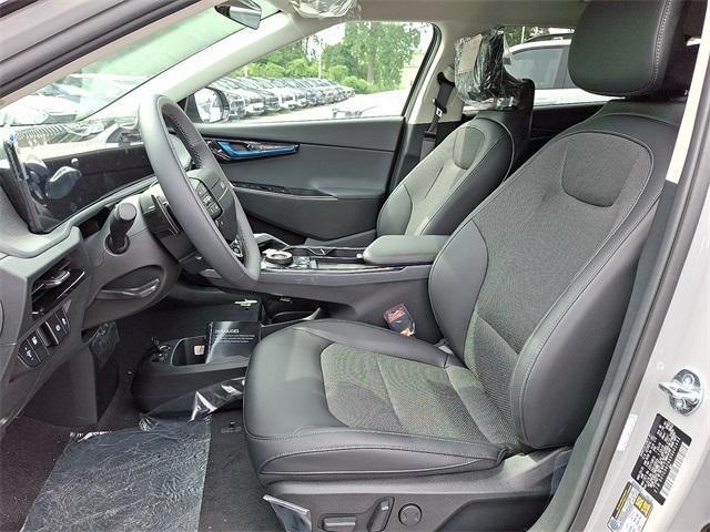 new 2025 Kia EV6 car, priced at $48,015