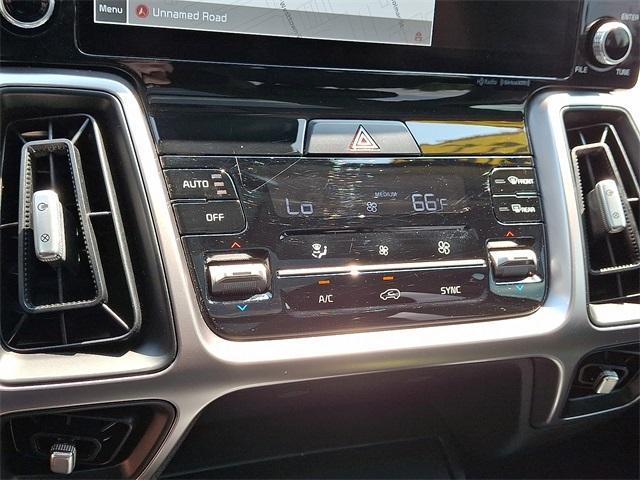 used 2022 Kia Sorento car, priced at $31,108
