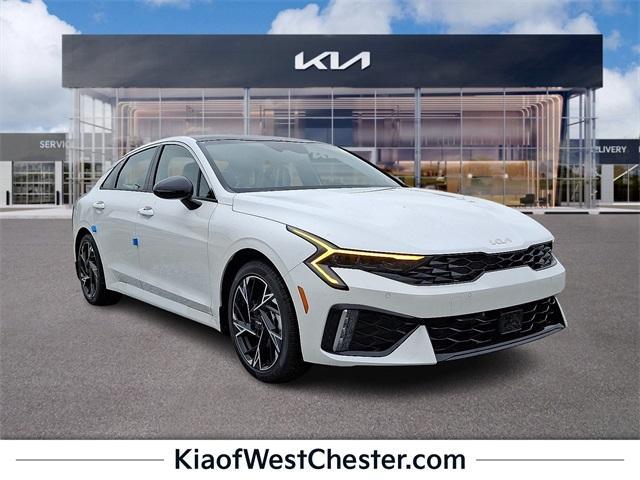 new 2025 Kia K5 car, priced at $34,010