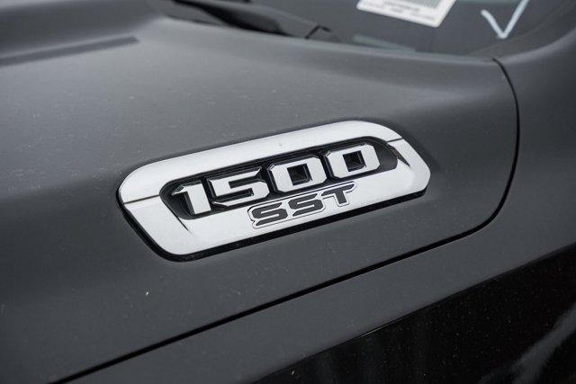 new 2025 Ram 1500 car, priced at $46,433