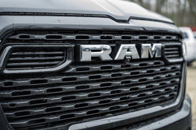 new 2025 Ram 1500 car, priced at $45,213