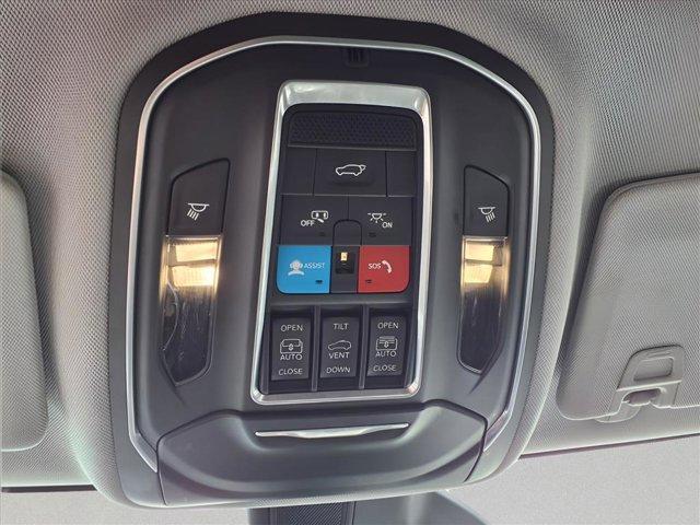 used 2022 Jeep Grand Cherokee L car, priced at $30,997