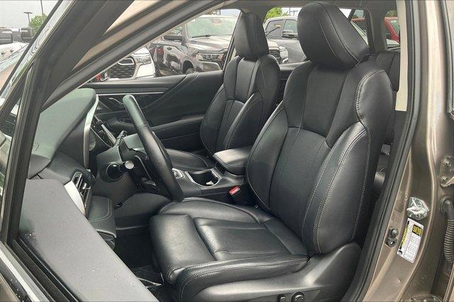 used 2022 Subaru Outback car, priced at $28,999