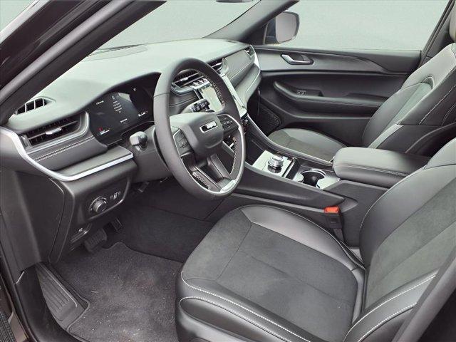 new 2025 Jeep Grand Cherokee L car, priced at $41,357