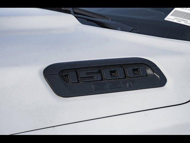 new 2025 Ram 1500 car, priced at $56,515