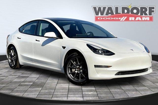 used 2022 Tesla Model 3 car, priced at $27,500