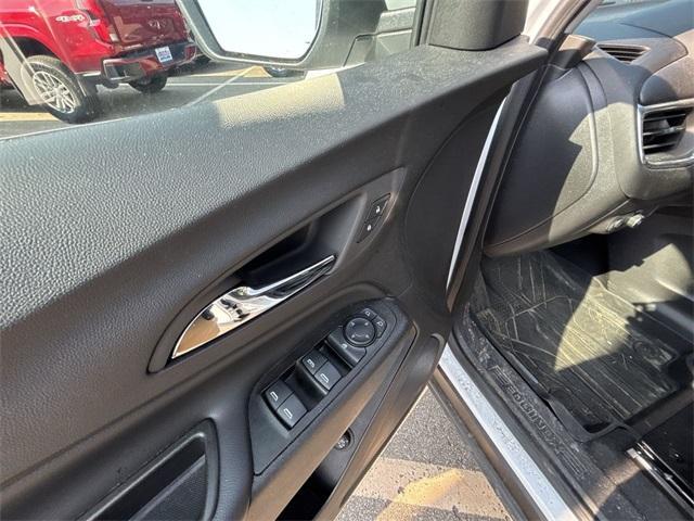 used 2023 Chevrolet Equinox car, priced at $20,995