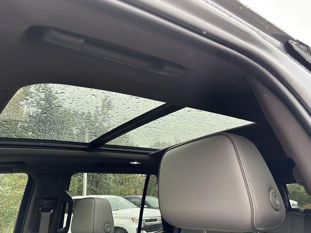 used 2022 GMC Yukon car, priced at $44,033