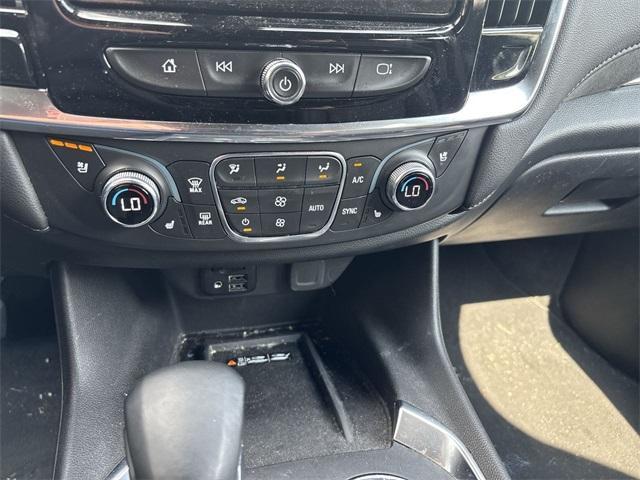 used 2023 Chevrolet Traverse car, priced at $40,990