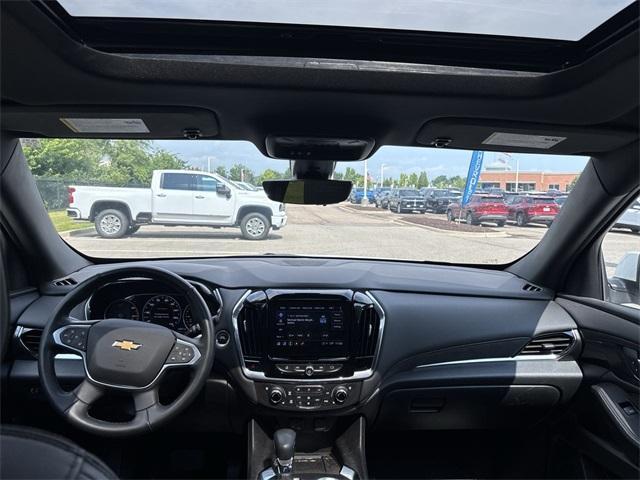 used 2023 Chevrolet Traverse car, priced at $40,990