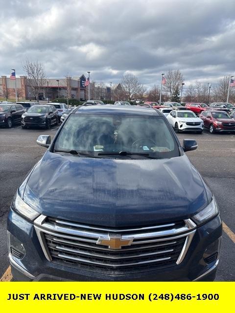 used 2022 Chevrolet Traverse car, priced at $27,376