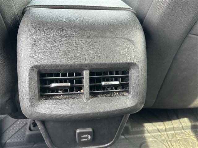 used 2023 Chevrolet Equinox car, priced at $18,995