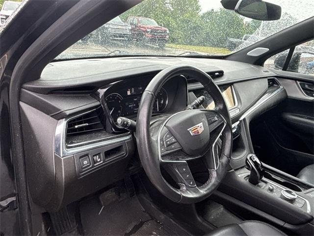 used 2023 Cadillac XT5 car, priced at $31,990