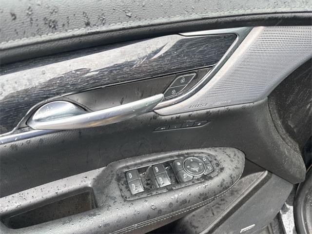 used 2023 Cadillac XT5 car, priced at $31,990
